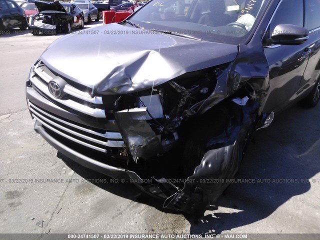 5TDZZRFH4KS294467 - 2019 TOYOTA HIGHLANDER LE/LE PLUS GRAY photo 6