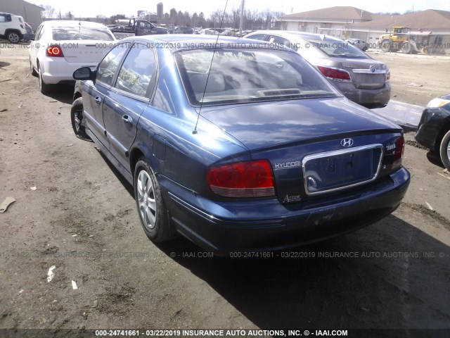 KMHWF25HX5A160905 - 2005 HYUNDAI SONATA GL BLUE photo 3