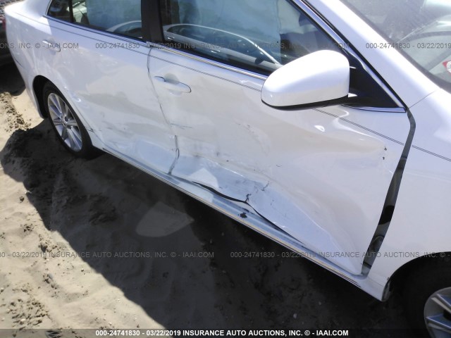 4T4BF1FK8ER357269 - 2014 TOYOTA CAMRY L/SE/LE/XLE 白色 照片 6