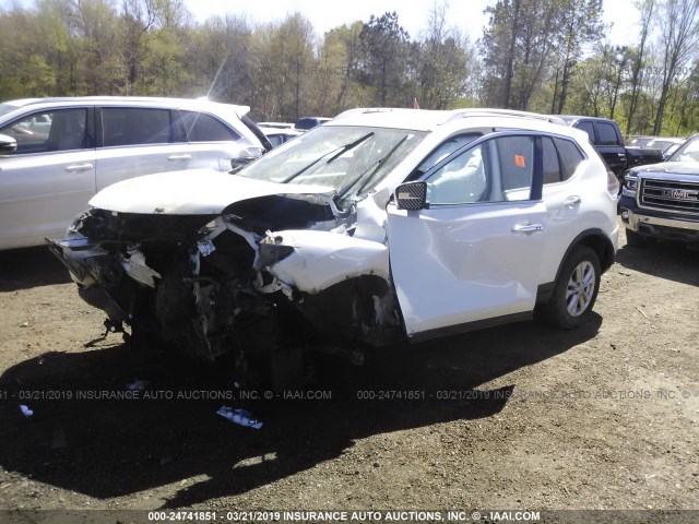 KNMAT2MT7GP733983 - 2016 NISSAN ROGUE S/SL/SV WHITE photo 2