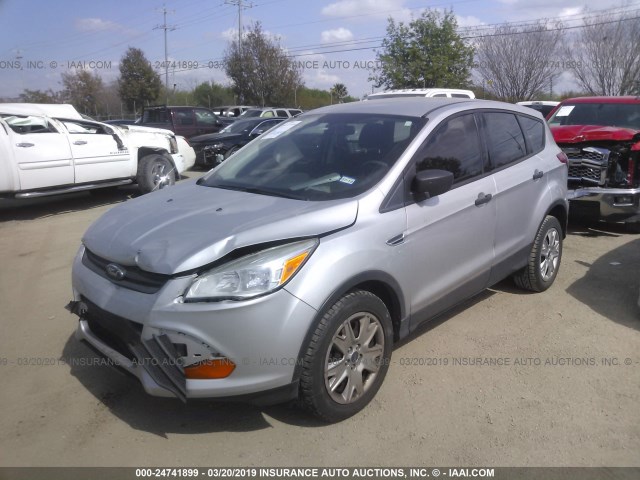 1FMCU0F79DUA40559 - 2013 FORD ESCAPE S SILVER photo 2