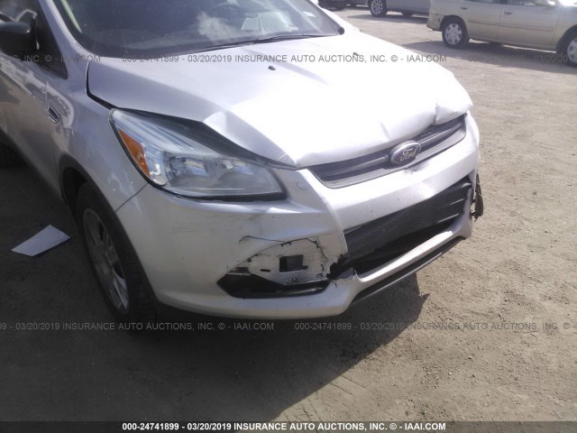 1FMCU0F79DUA40559 - 2013 FORD ESCAPE S SILVER photo 6