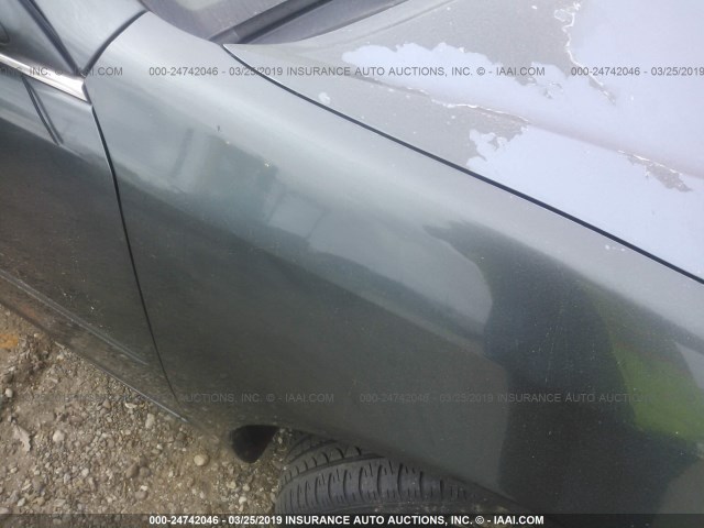 4T1BE32K32U518430 - 2002 TOYOTA CAMRY LE/XLE/SE GRAY photo 6