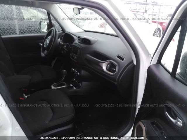 ZACCJBAT6GPD10642 - 2016 JEEP RENEGADE SPORT Սպիտակ լուսանկար 5