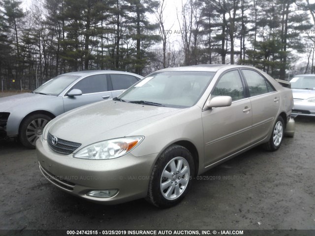 4T1BE30K13U752604 - 2003 TOYOTA CAMRY LE/XLE/SE GOLD photo 2