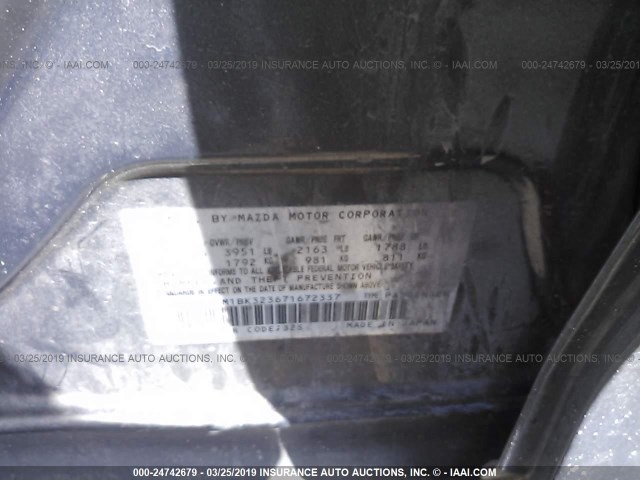 JM1BK323671672337 - 2007 MAZDA 3 S GRAY photo 9