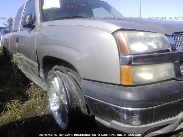 2GCEC19TX31125158 - 2003 CHEVROLET SILVERADO C1500 GRAY photo 6