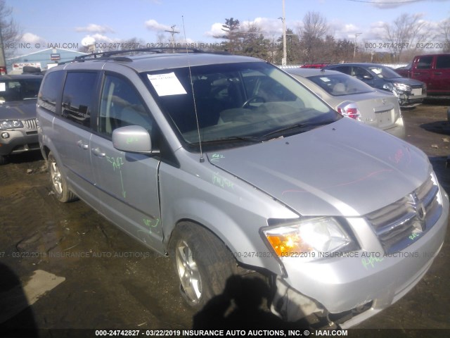 2D4RN5D10AR114454 - 2010 DODGE GRAND CARAVAN SXT SILVER photo 1