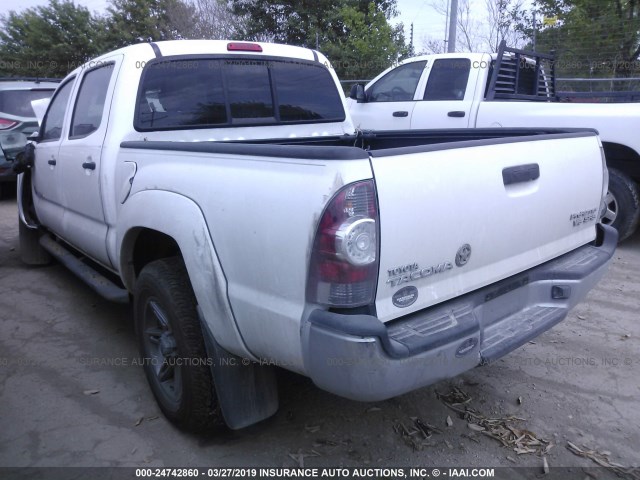 5TFJU4GN9DX030676 - 2013 TOYOTA TACOMA DOUBLE CAB PRERUNNER WHITE photo 3