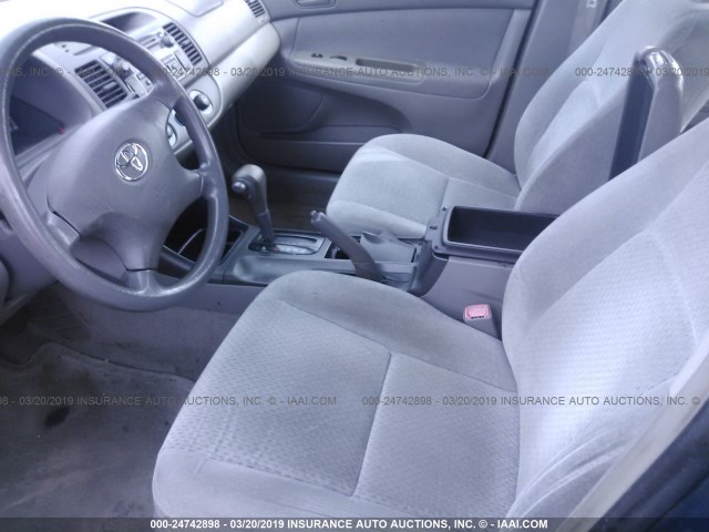 4T1BE32K84U363246 - 2004 TOYOTA CAMRY LE/XLE/SE BLUE photo 5