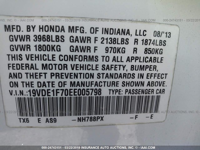 19VDE1F70EE005798 - 2014 ACURA ILX 20 TECH WHITE photo 9