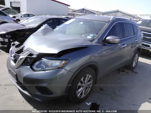 KNMAT2MT4FP546098 - 2015 NISSAN ROGUE S/SL/SV GRAY photo 2