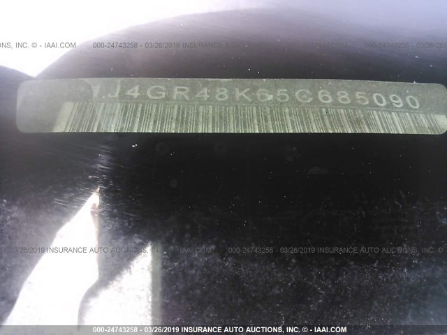 1J4GR48K65C685090 - 2005 JEEP GRAND CHEROKEE LAREDO/COLUMBIA/FREEDOM 银色 照片 9