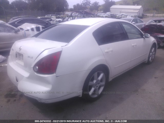 1N4BA41E75C866331 - 2005 NISSAN MAXIMA SE/SL WHITE photo 4