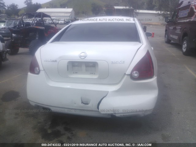 1N4BA41E75C866331 - 2005 NISSAN MAXIMA SE/SL WHITE photo 6