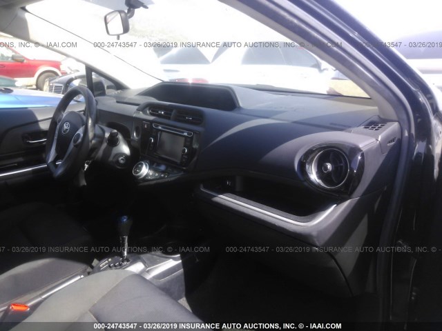 JTDKDTB39F1101210 - 2015 TOYOTA PRIUS C BLACK photo 5