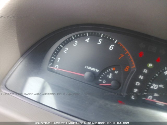 4T1BE32K52U106932 - 2002 TOYOTA CAMRY LE/XLE/SE GOLD photo 8