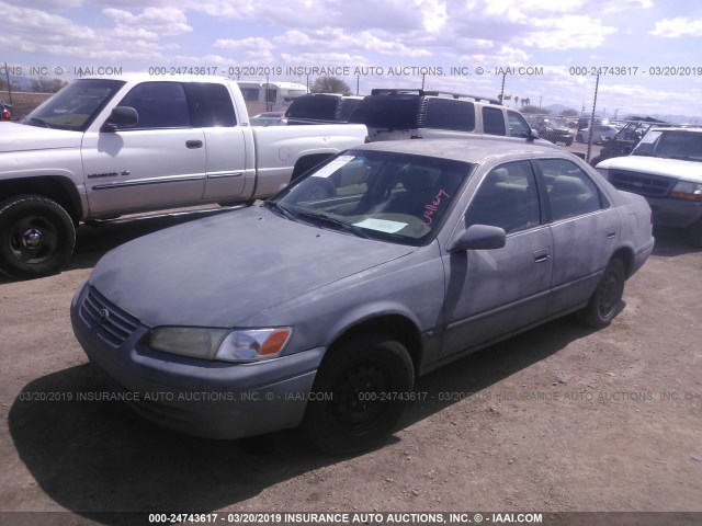 4T1BG22K0VU163810 - 1997 TOYOTA CAMRY CE/LE/XLE GRAY photo 2