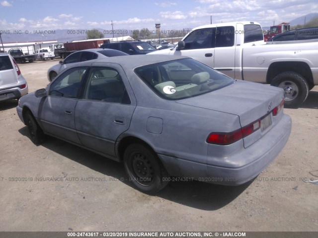 4T1BG22K0VU163810 - 1997 TOYOTA CAMRY CE/LE/XLE GRAY photo 3