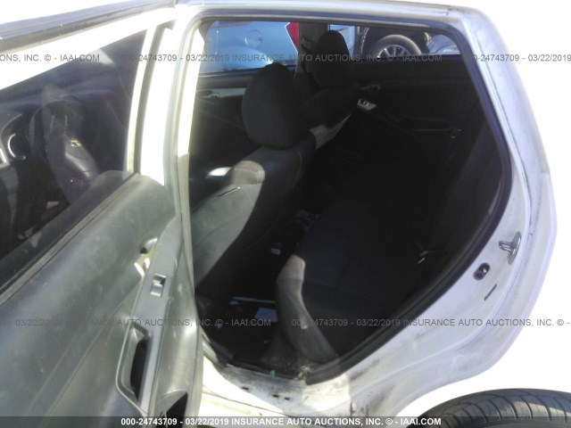 2T1KU40E49C129975 - 2009 TOYOTA COROLLA MATRIX  WHITE photo 8