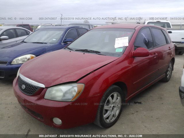 KNAFE161055121927 - 2005 KIA SPECTRA5 RED photo 2