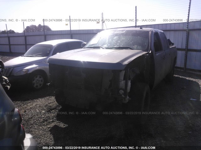 3GCPKSE76DG167250 - 2013 CHEVROLET SILVERADO K1500 LT GRAY photo 2