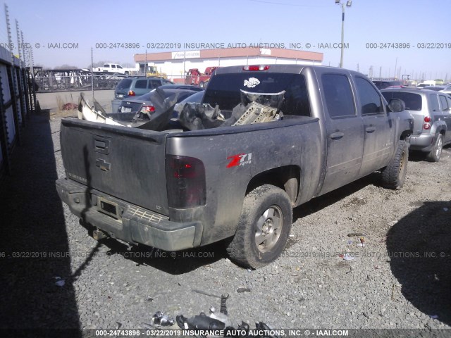 3GCPKSE76DG167250 - 2013 CHEVROLET SILVERADO K1500 LT GRAY photo 4