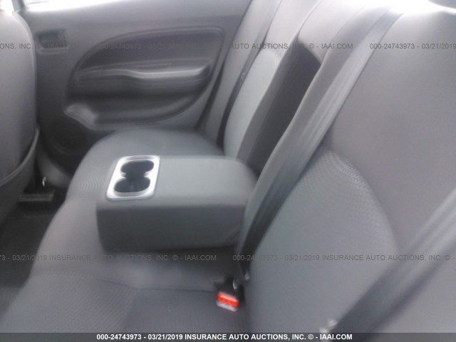 ML32F3FJXHHF17186 - 2017 MITSUBISHI MIRAGE G4 ES ვერცხლისფერი ფოტო 8