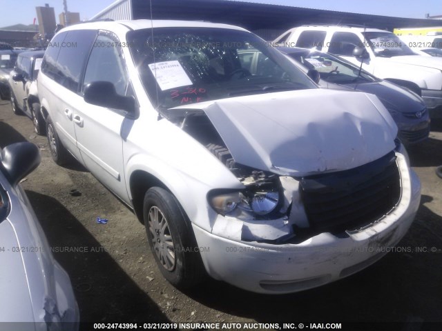 2A4GP44R77R174703 - 2007 CHRYSLER TOWN & COUNTRY LX WHITE photo 6