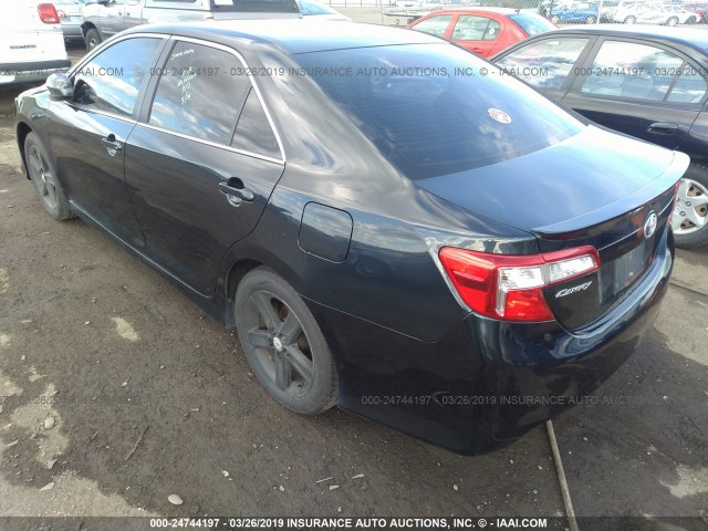 4T1BF1FK6DU269264 - 2013 TOYOTA CAMRY L/SE/LE/XLE GRAY photo 3