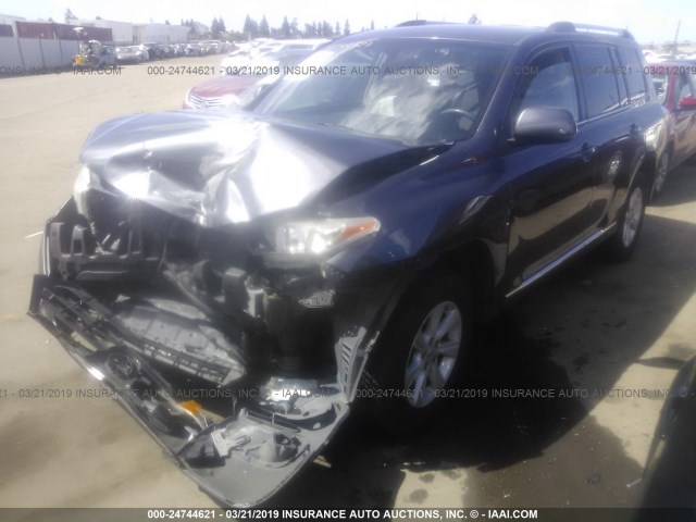 5TDZA3EH7DS038381 - 2013 TOYOTA HIGHLANDER PLUS GRAY photo 2