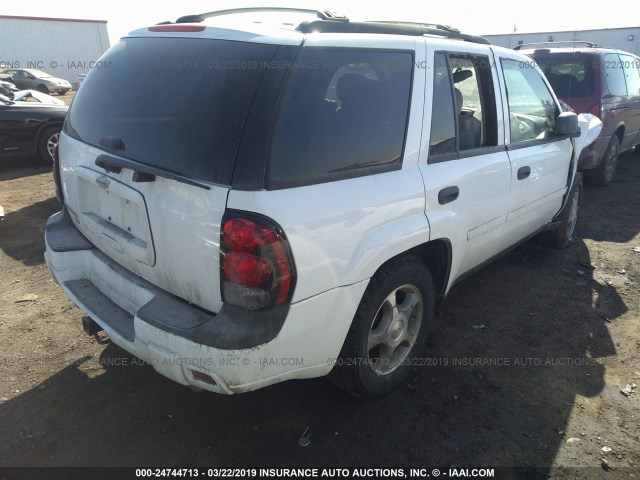 1GNDT13S082230592 - 2008 CHEVROLET TRAILBLAZER LS/LT WHITE photo 4