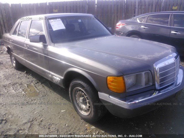 WDBCA33A7DB039516 - 1983 MERCEDES-BENZ 380 SEL GRAY photo 1