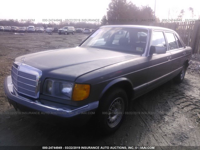 WDBCA33A7DB039516 - 1983 MERCEDES-BENZ 380 SEL GRAY photo 2