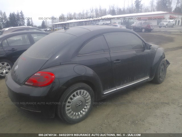 3VWJX7AT7DM675197 - 2013 VOLKSWAGEN BEETLE BLACK photo 4