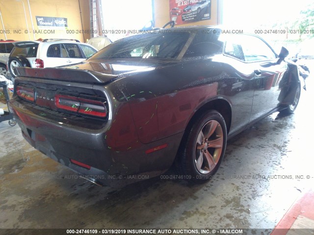 2C3CDZAG1KH524732 - 2019 DODGE CHALLENGER SXT GRAY photo 4