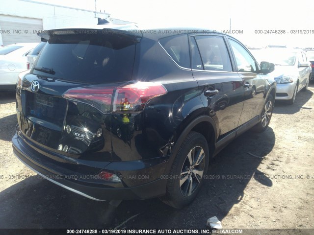 2T3RFREV6JW808249 - 2018 TOYOTA RAV4 BLACK photo 4