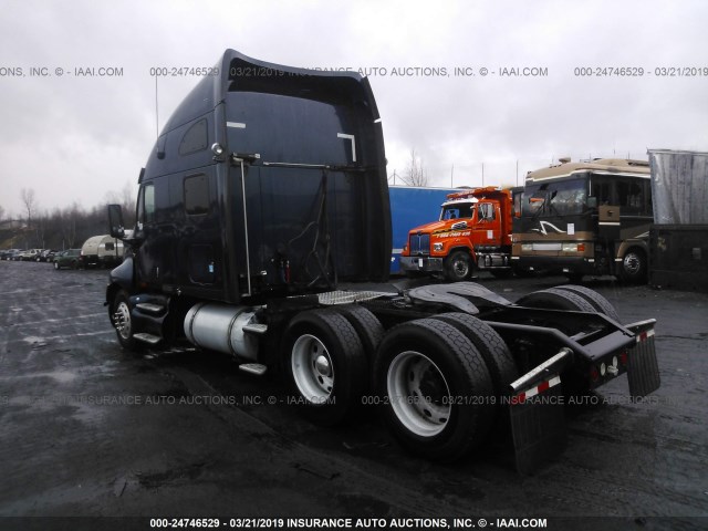 1XKTDB9X86J982185 - 2006 KENWORTH CONSTRUCTION T2000 BLUE photo 3