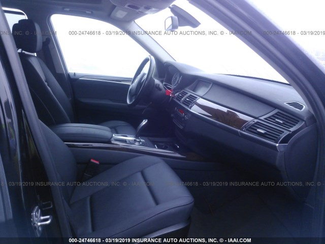 5UXZV4C56BL406016 - 2011 BMW X5 XDRIVE35I BLACK photo 5