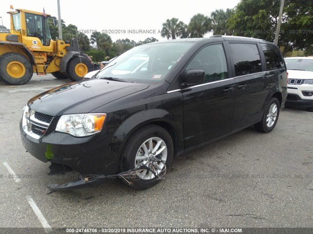 2C4RDGCG9JR327906 - 2018 DODGE GRAND CARAVAN SXT BLACK photo 2