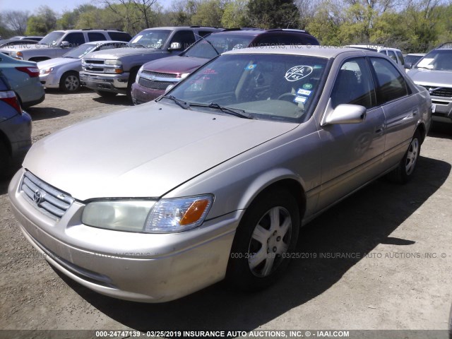 JT2BG22K710544939 - 2001 TOYOTA CAMRY CE/LE/XLE 金色 照片 2