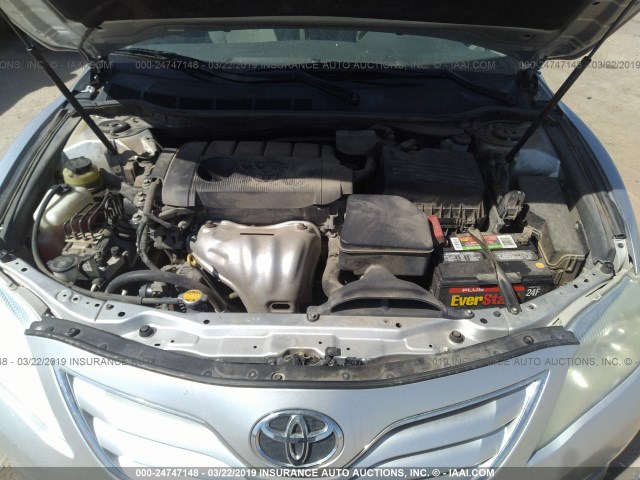 4T1BF3EK1BU126832 - 2011 TOYOTA CAMRY SE/LE/XLE SILVER photo 10