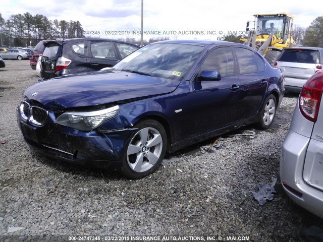 WBANV13558CZ58675 - 2008 BMW 528 BLUE photo 2