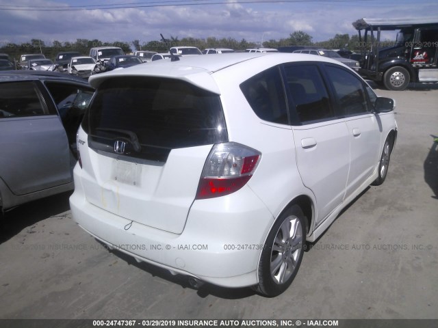 JHMGE88679S040115 - 2009 HONDA FIT SPORT WHITE photo 4