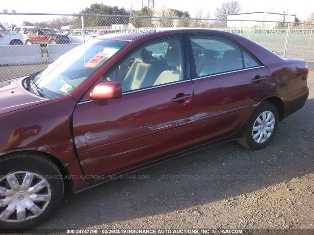 4T1BE32K15U083847 - 2005 TOYOTA CAMRY LE/XLE/SE RED photo 6