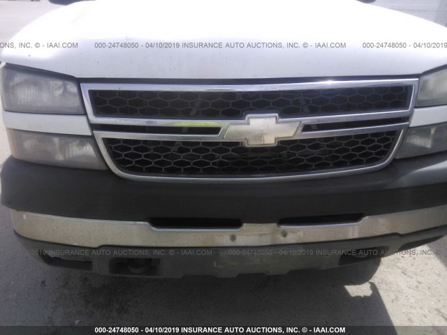 1GCHC24U47E183452 - 2007 CHEVROLET SILVERADO C2500 HEAVY DUTY WHITE photo 6