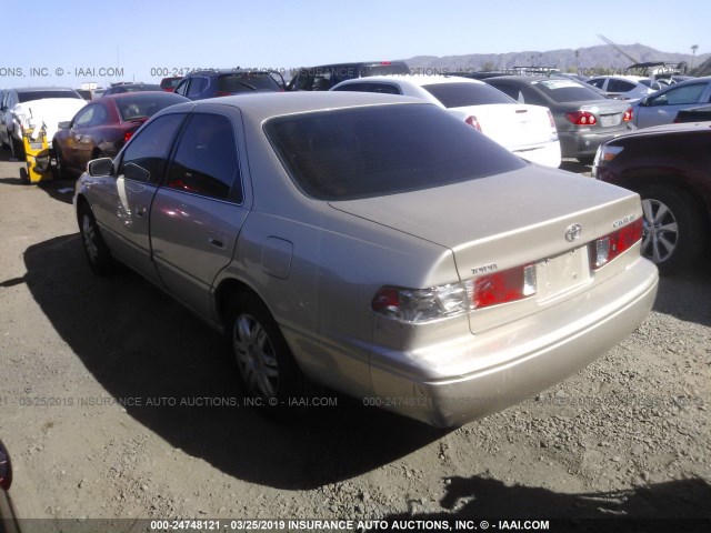 4T1BG22KX1U821479 - 2001 TOYOTA CAMRY CE/LE/XLE GOLD photo 3