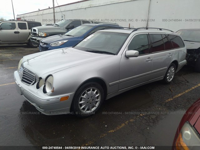 WDBJH65J83X089974 - 2003 MERCEDES-BENZ E 320 SILVER photo 2