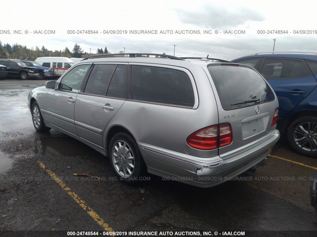 WDBJH65J83X089974 - 2003 MERCEDES-BENZ E 320 SILVER photo 3