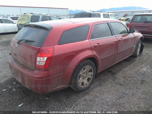 2D4FV47T86H444611 - 2006 DODGE MAGNUM SE RED photo 4